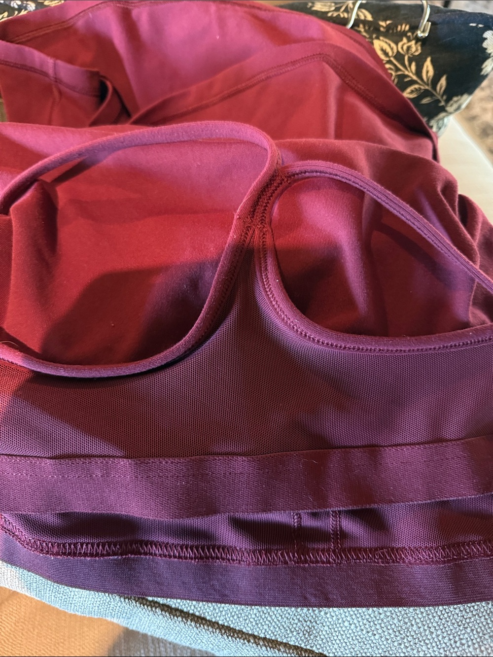 Lululemon Power Y Tank Bordeaux Drama Racer back size 10 - Picture 4 of 5